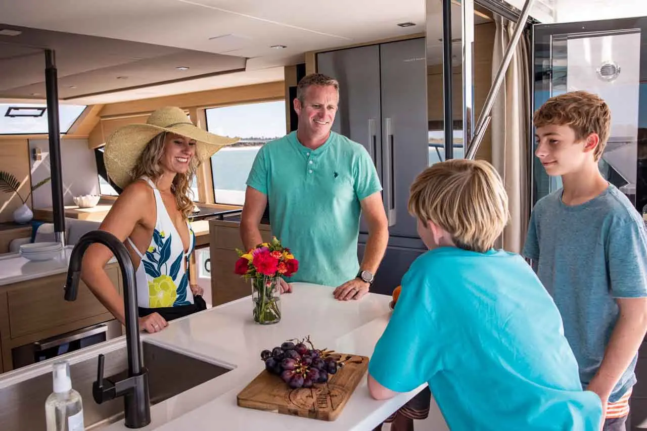 Aquila 54 Lifestyle image 15