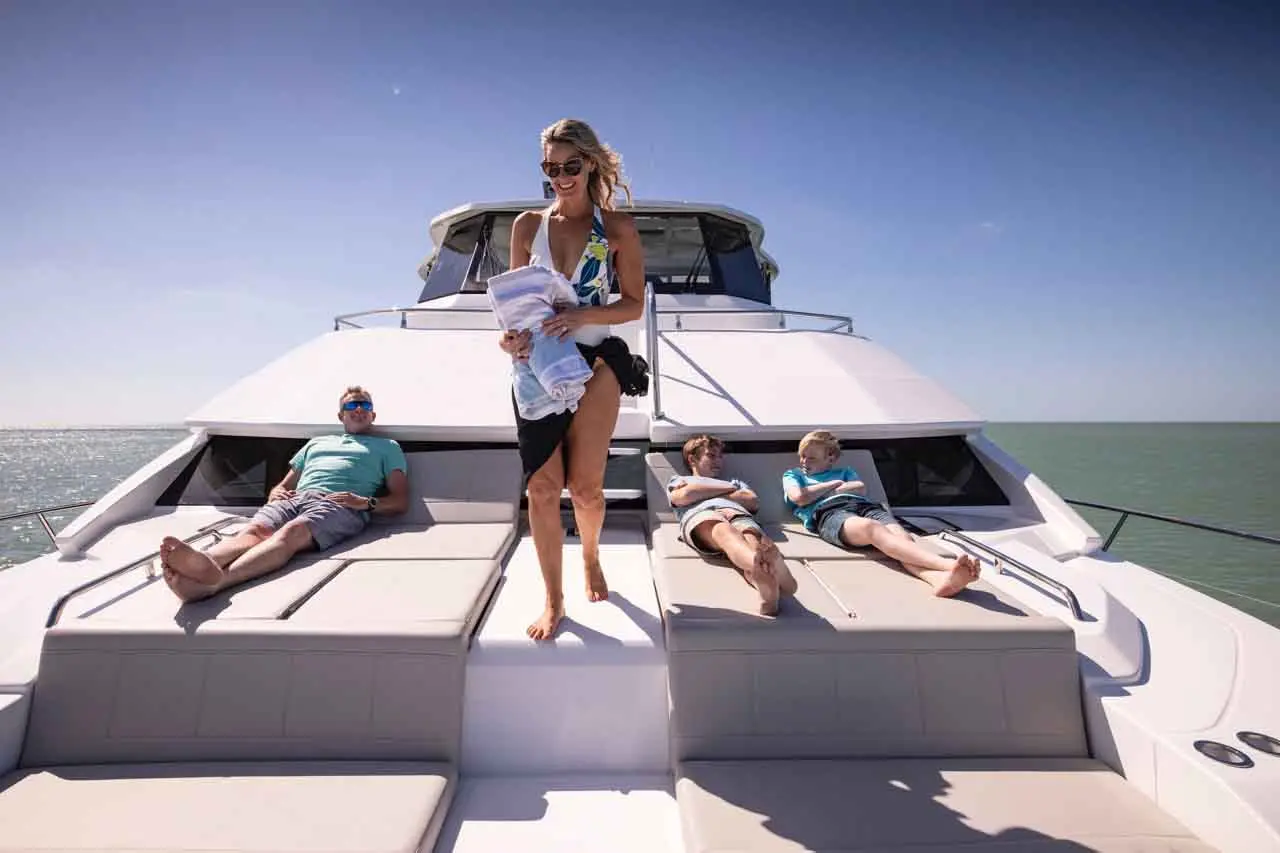Aquila 54 Lifestyle image 20