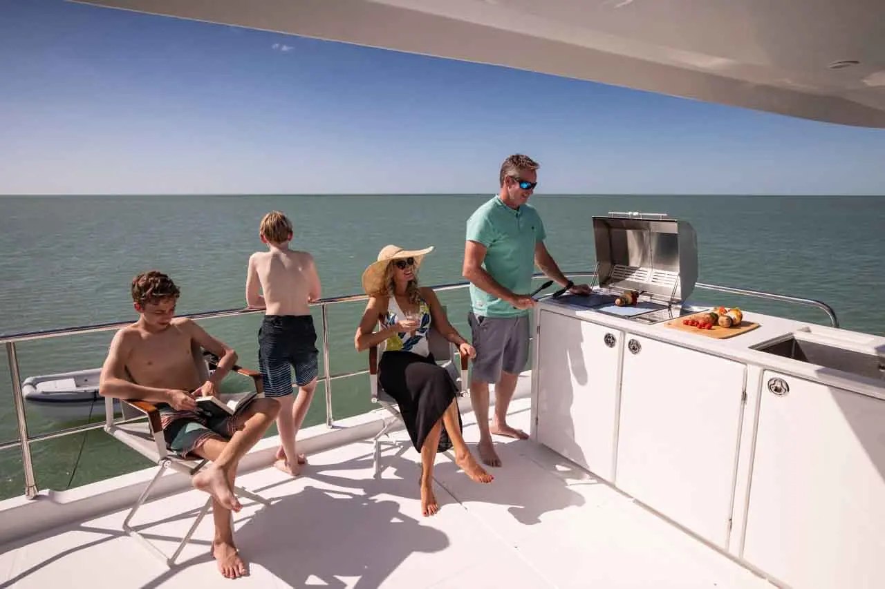Aquila 54 Lifestyle image 22