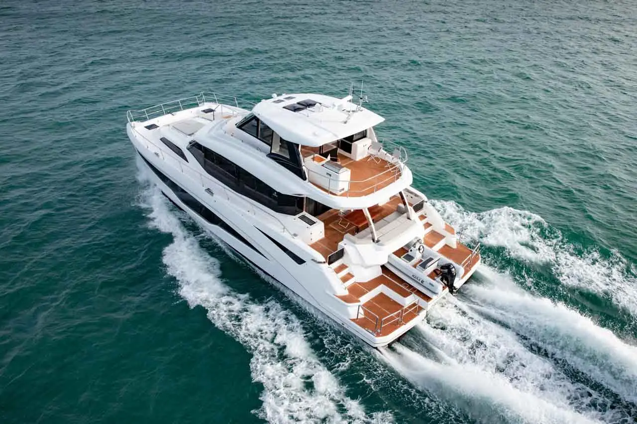 Aquila 70 External image 7