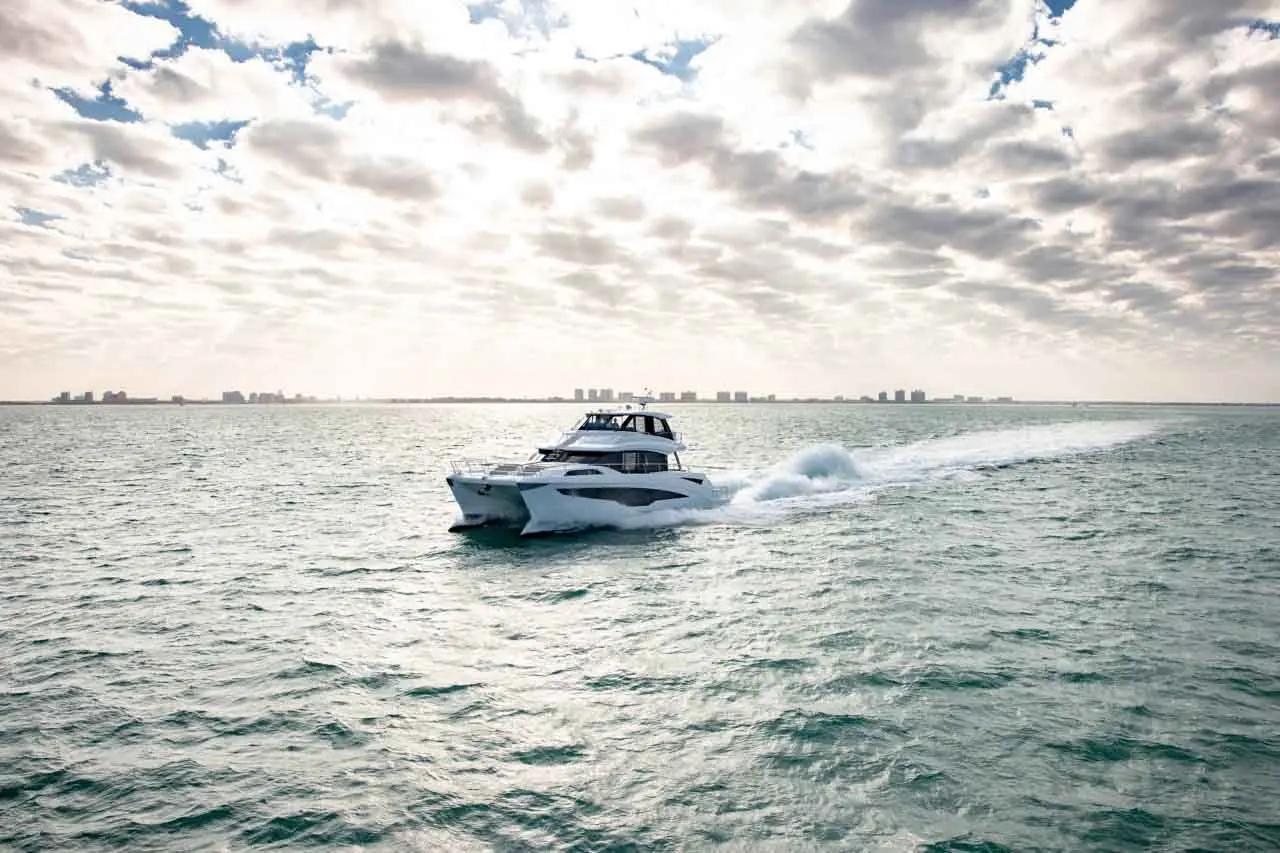 Aquila 70 External image 8