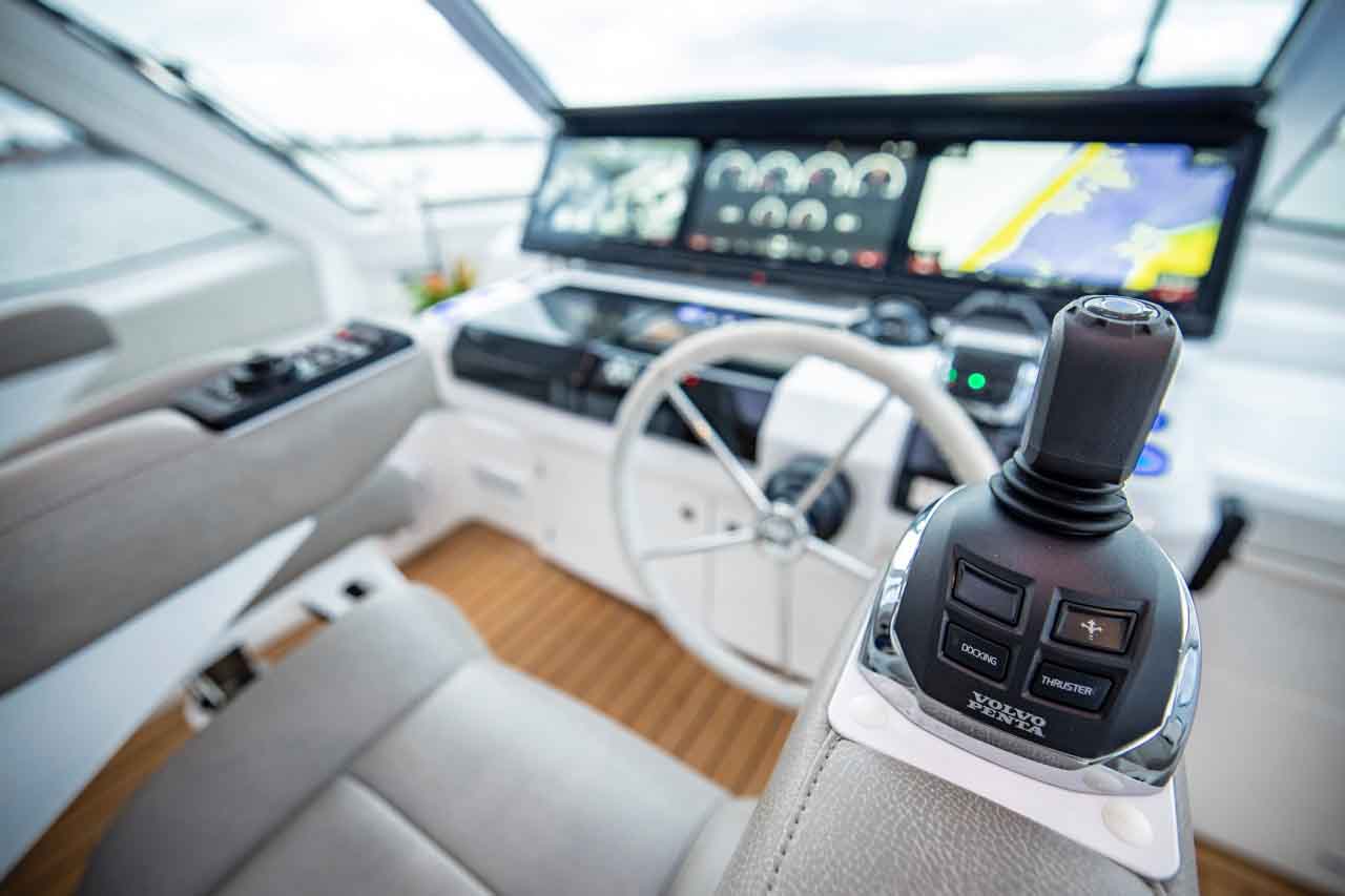 Aquila 70 Features image 14