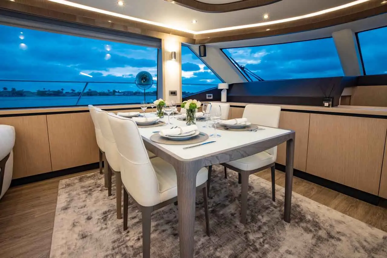 Aquila 70 Internal image 12
