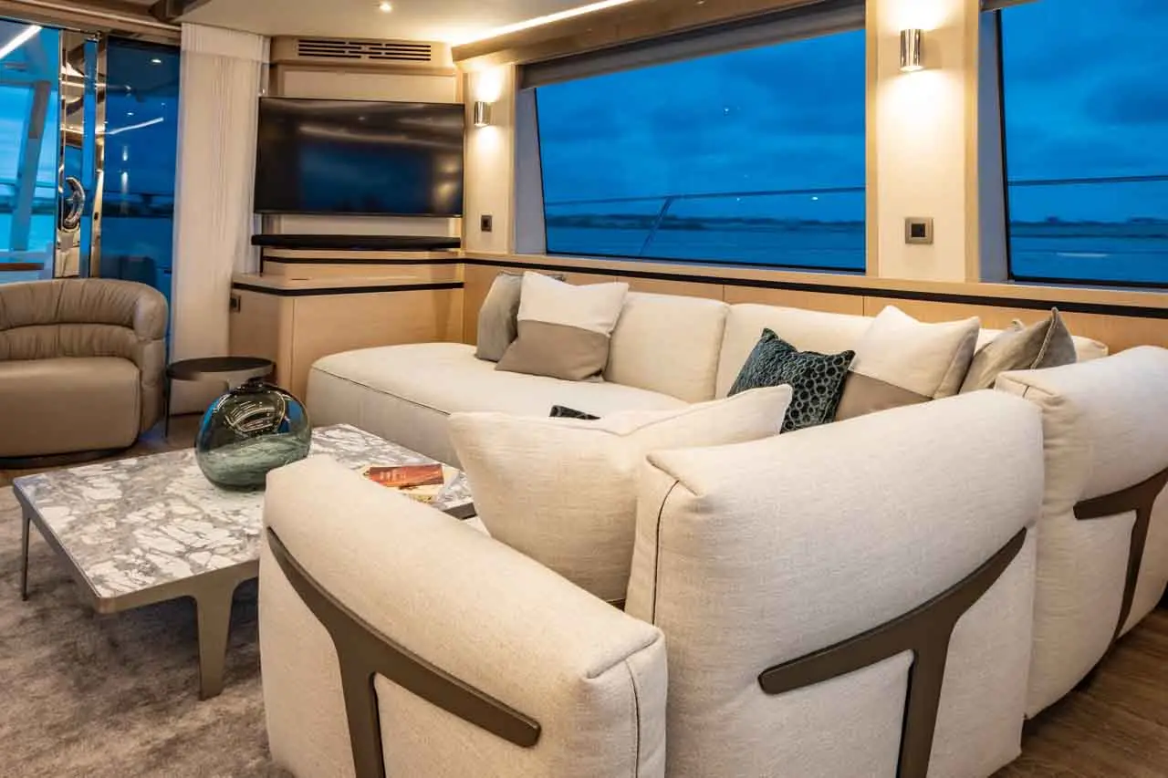 Aquila 70 Internal image 13