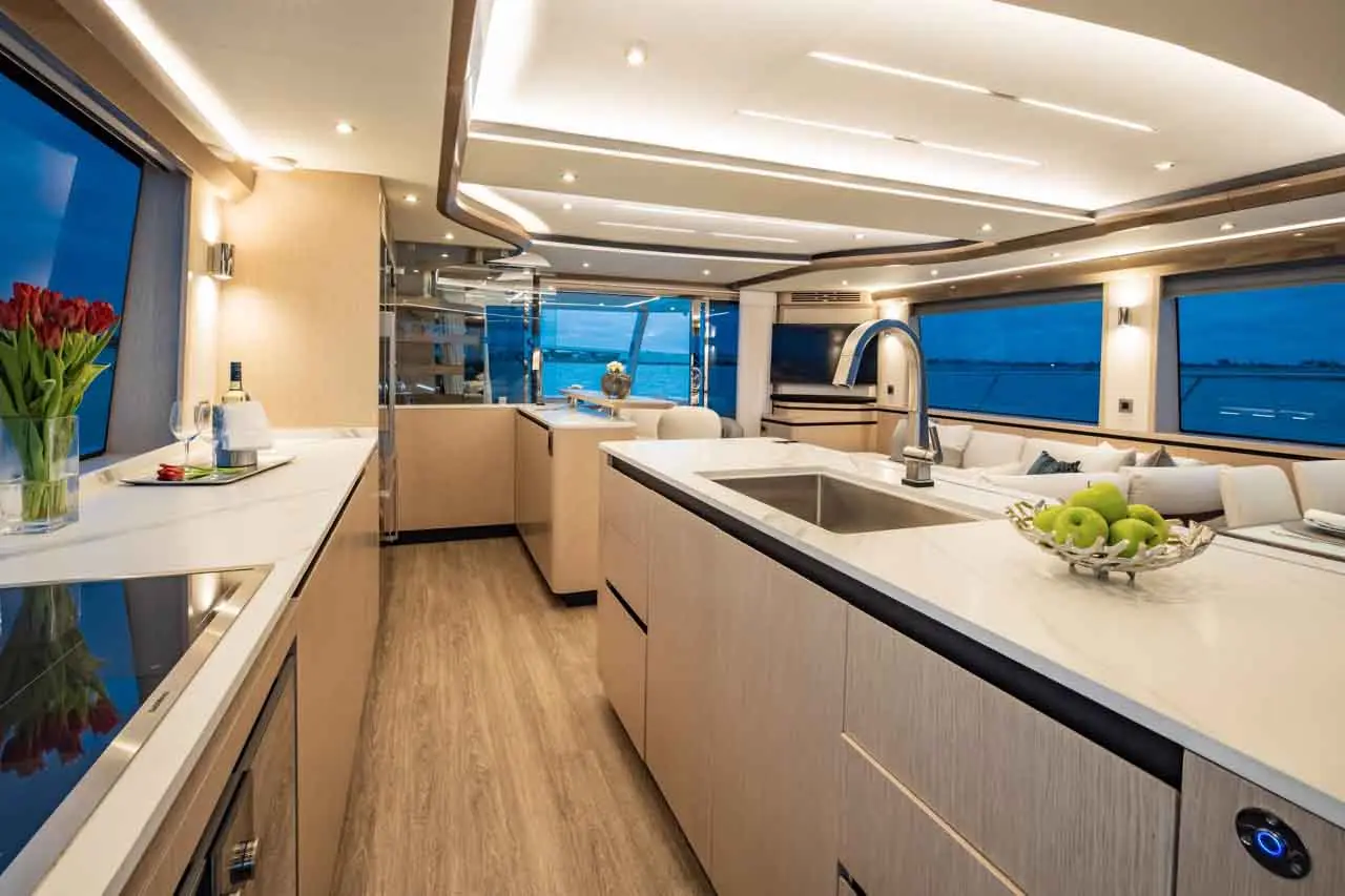 Aquila 70 Internal image 14