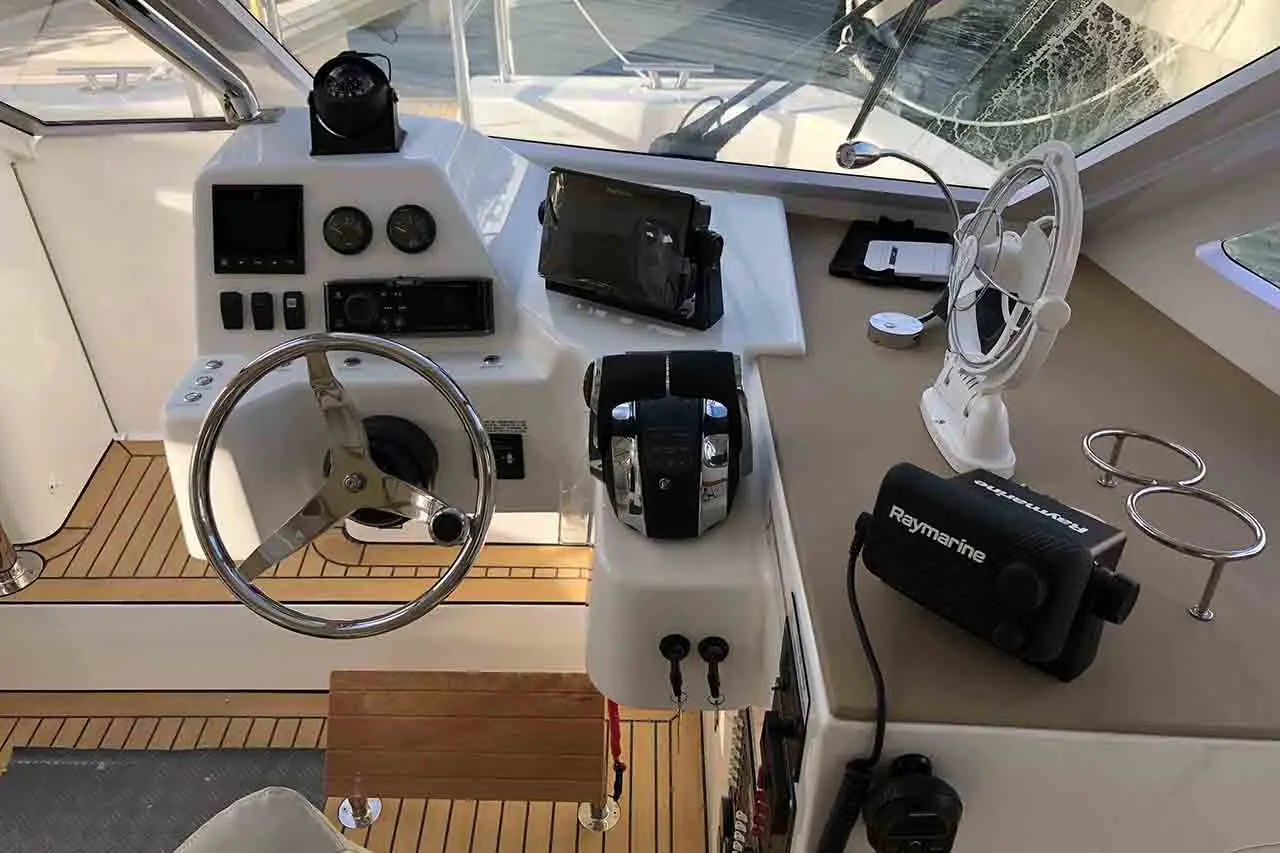 Aquila 36E Internal image 5