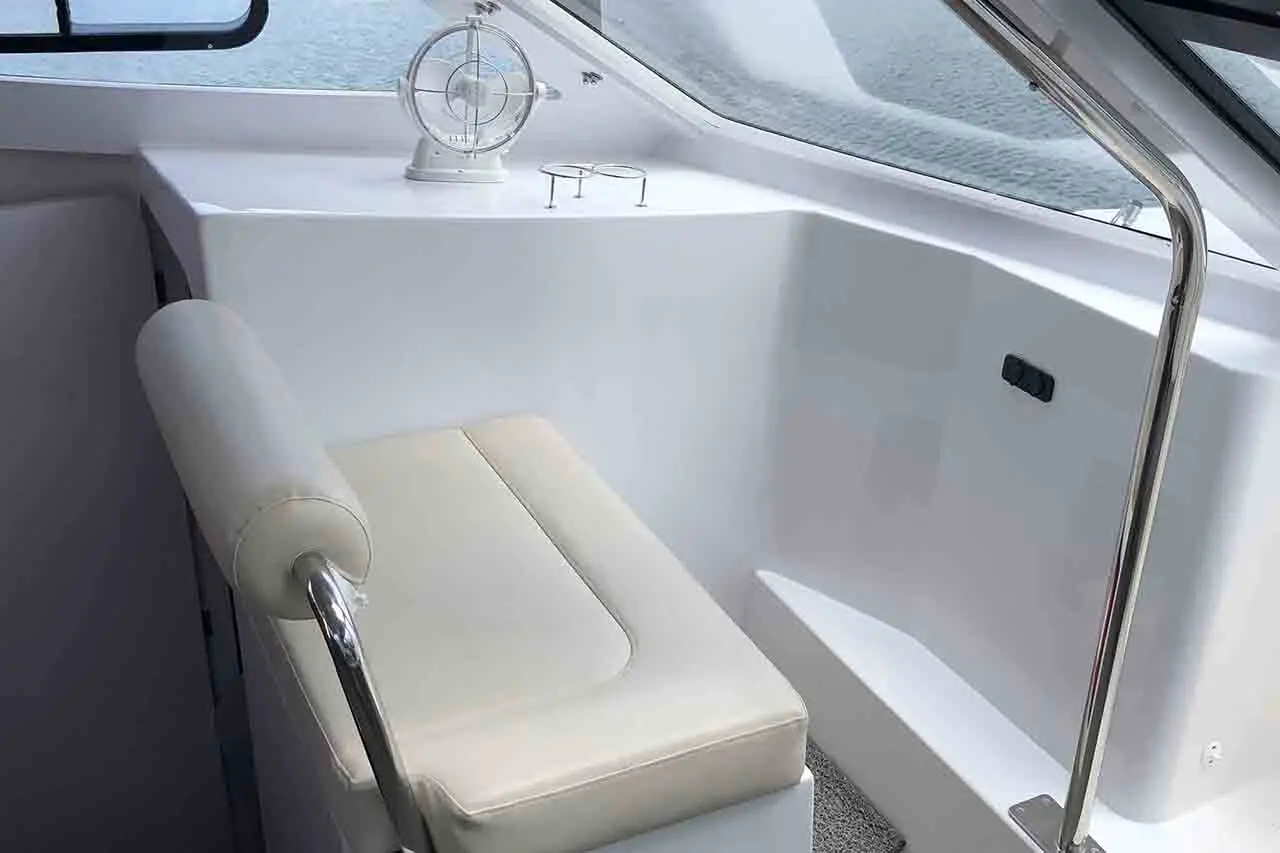 Aquila 36E Internal image 22