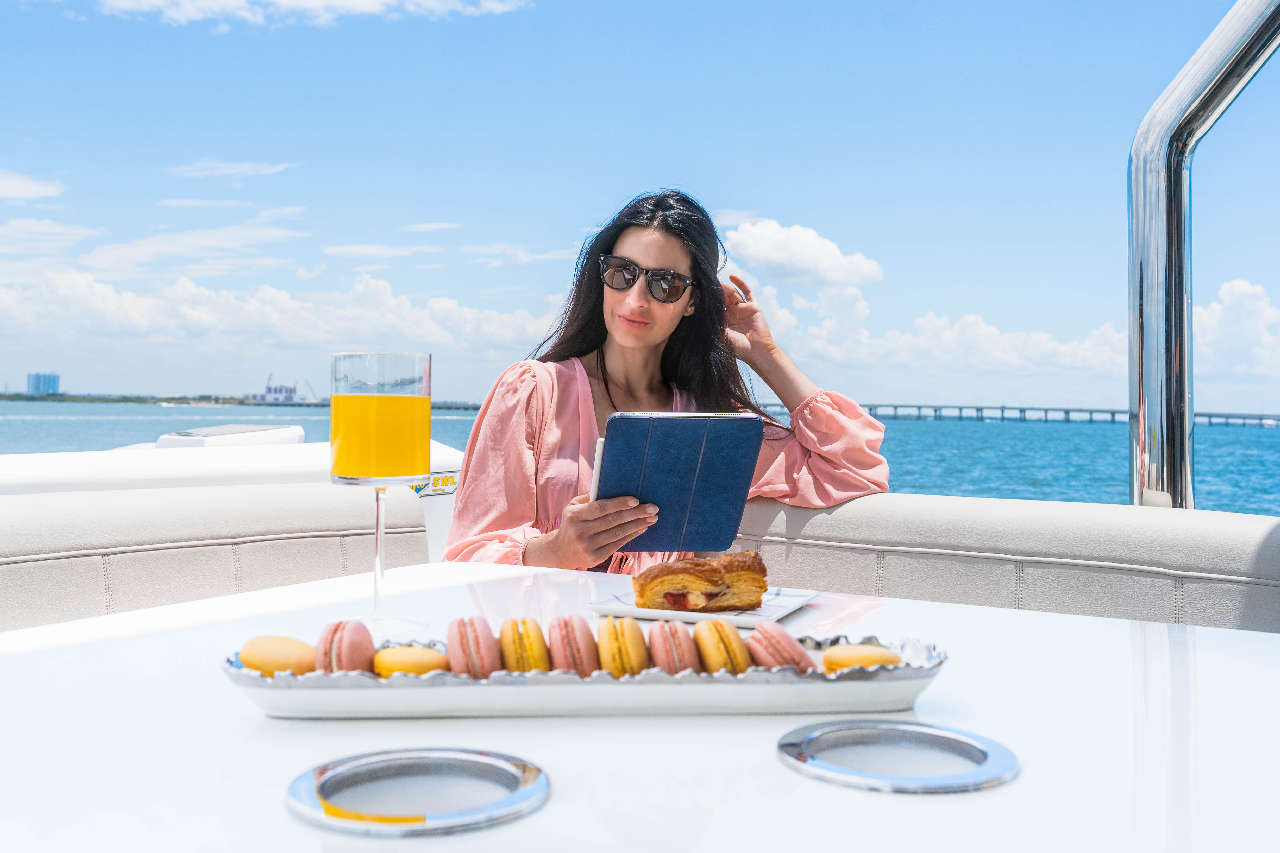 Aquila 44 Lifestyle image 31