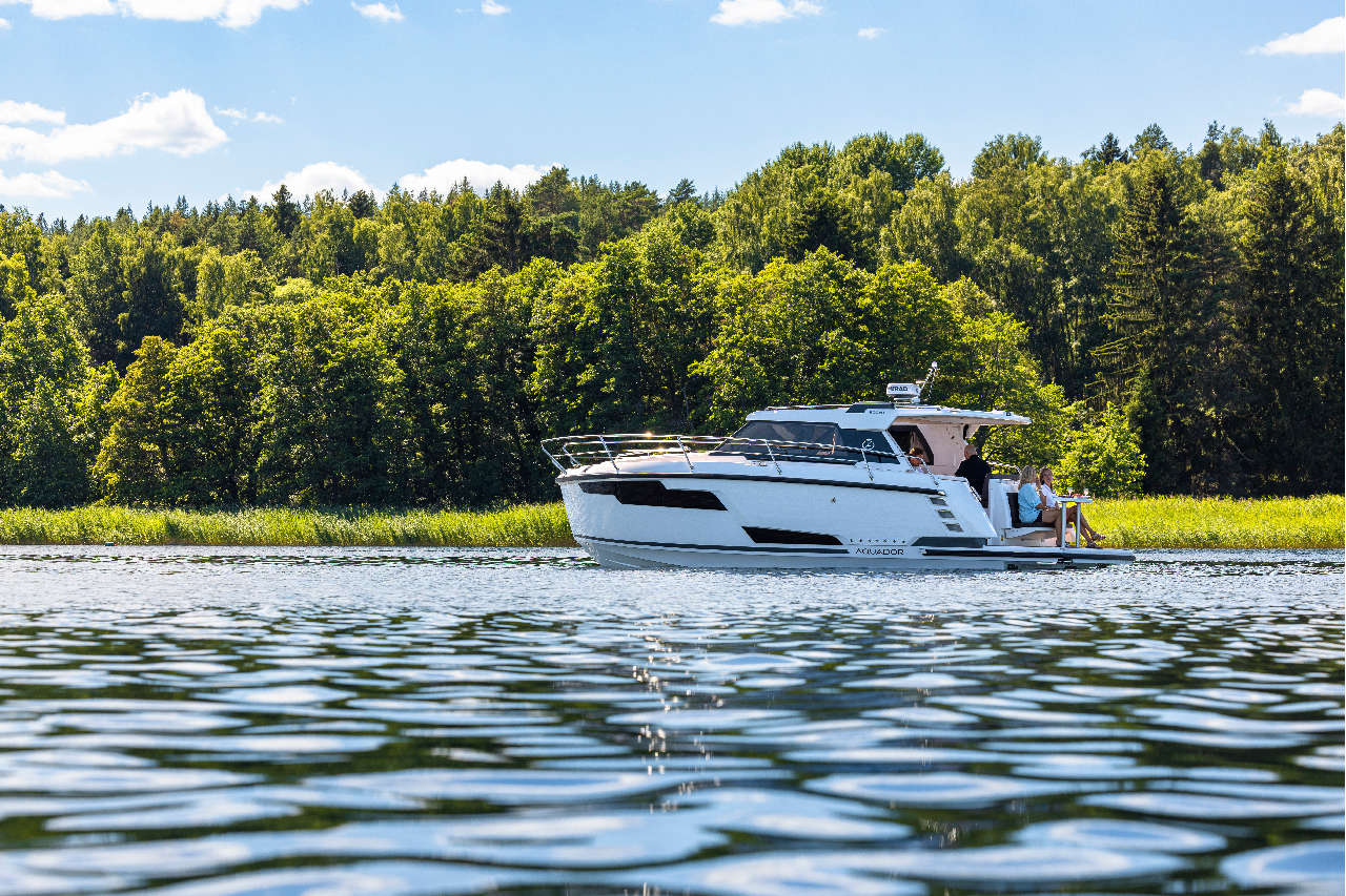 Aquador 300 HT Lifestyle image 6