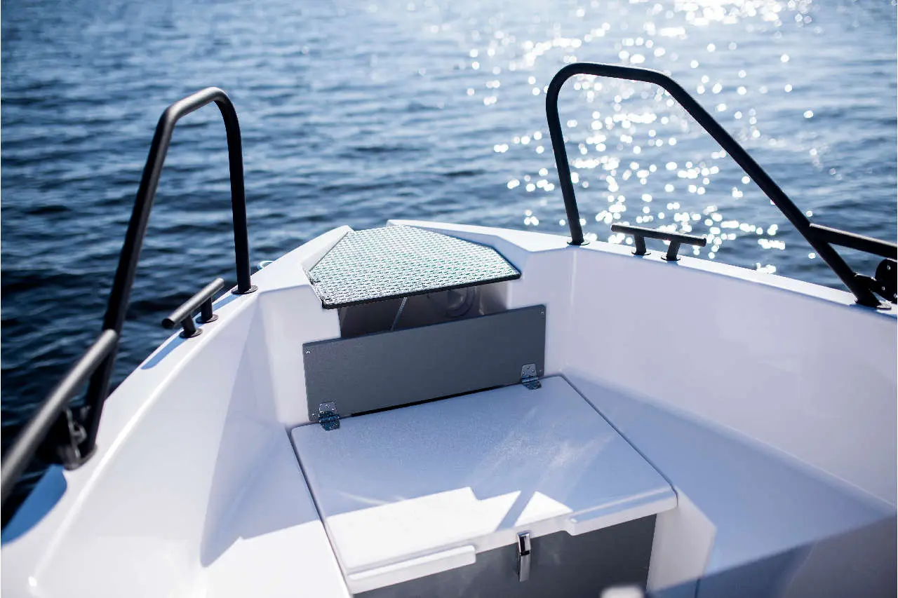 Falcon BR5 Interior image 10