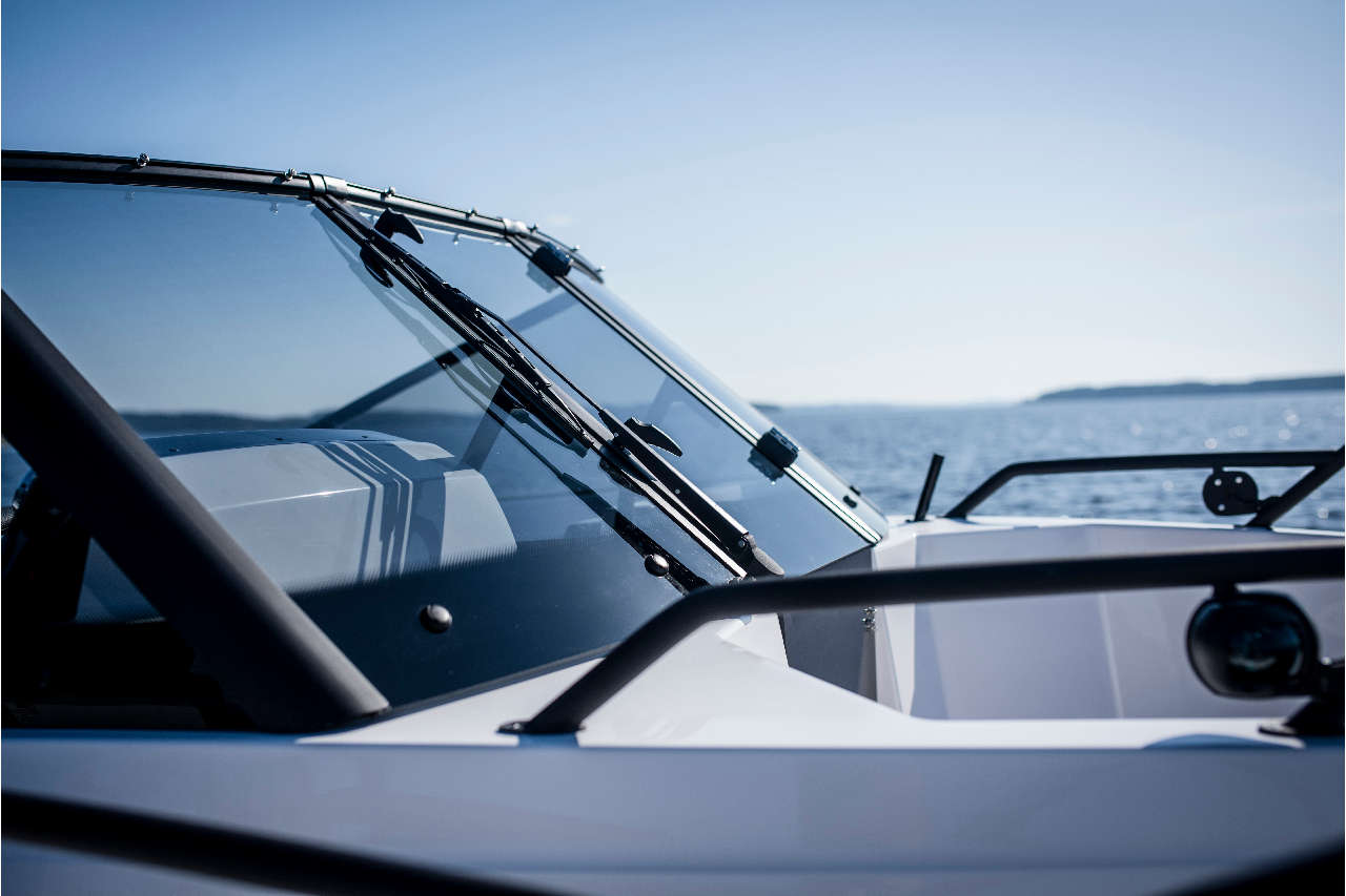 Falcon BR5 Interior image 11