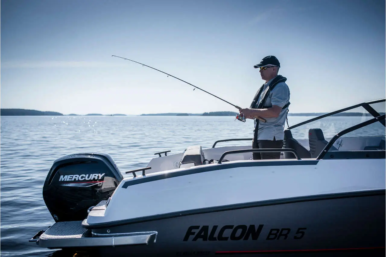 Falcon BR5 Lifestyle image 6