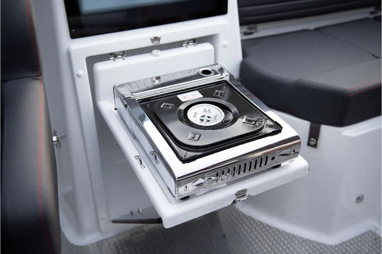 Falcon BR8 Interior image 5