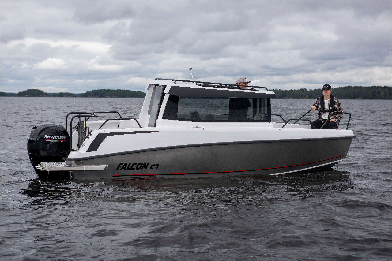Falcon C7 External image 7