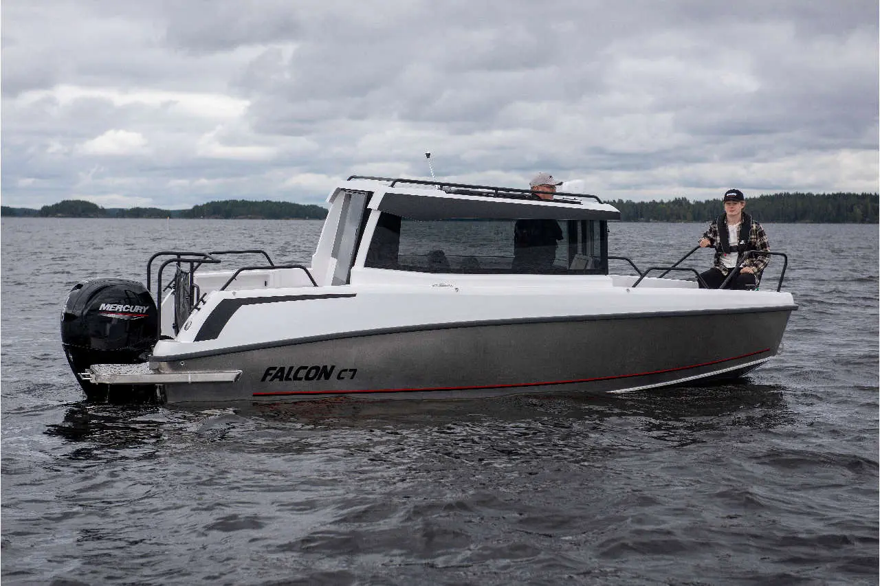 Falcon C7 External image 7