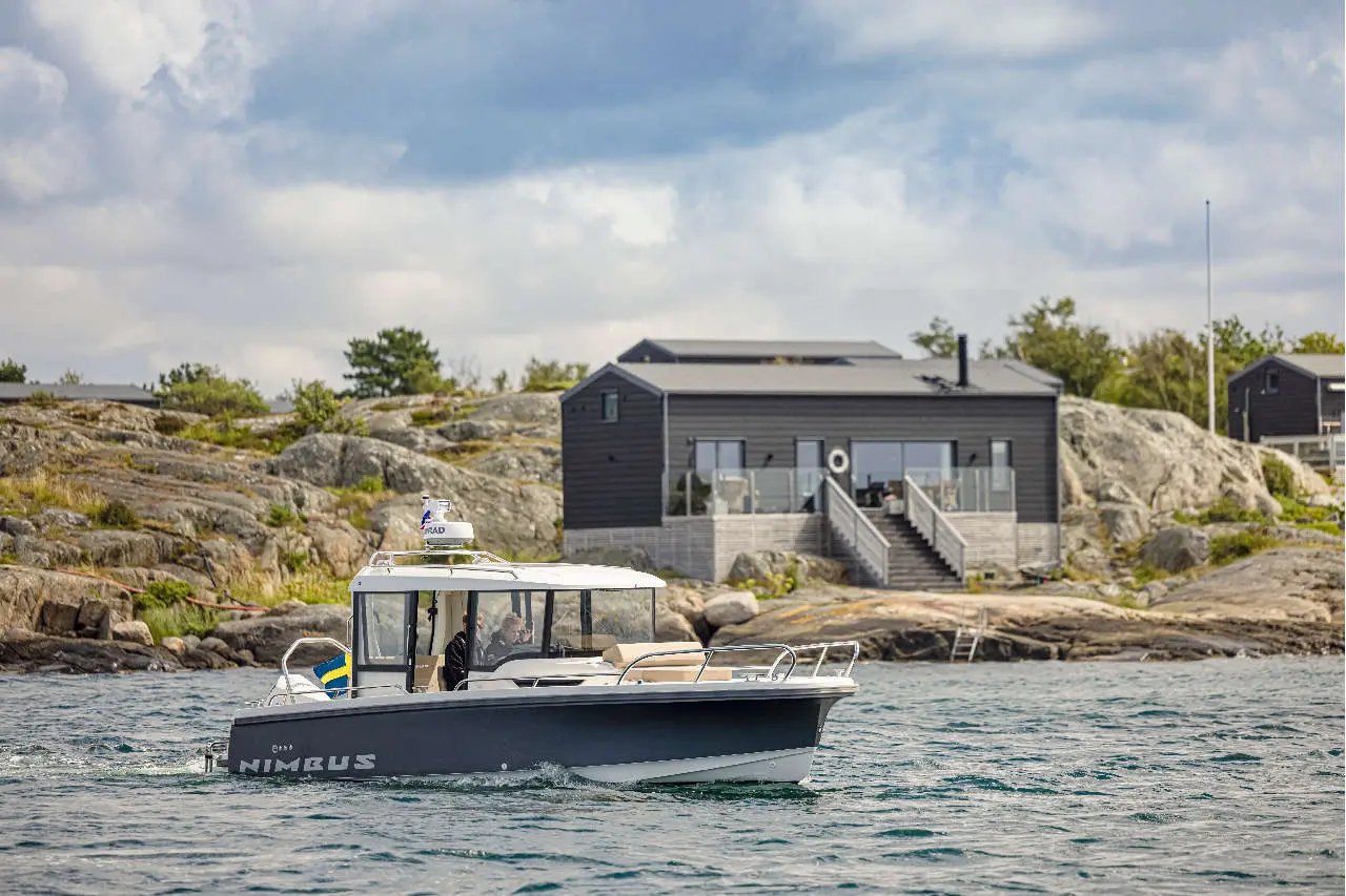 Nimbus Commuter 8 Lifestyle image 2