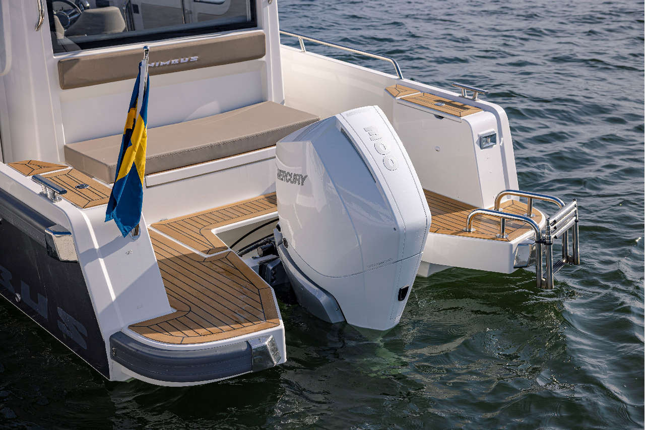 Nimbus Commuter 9 Interior image 13
