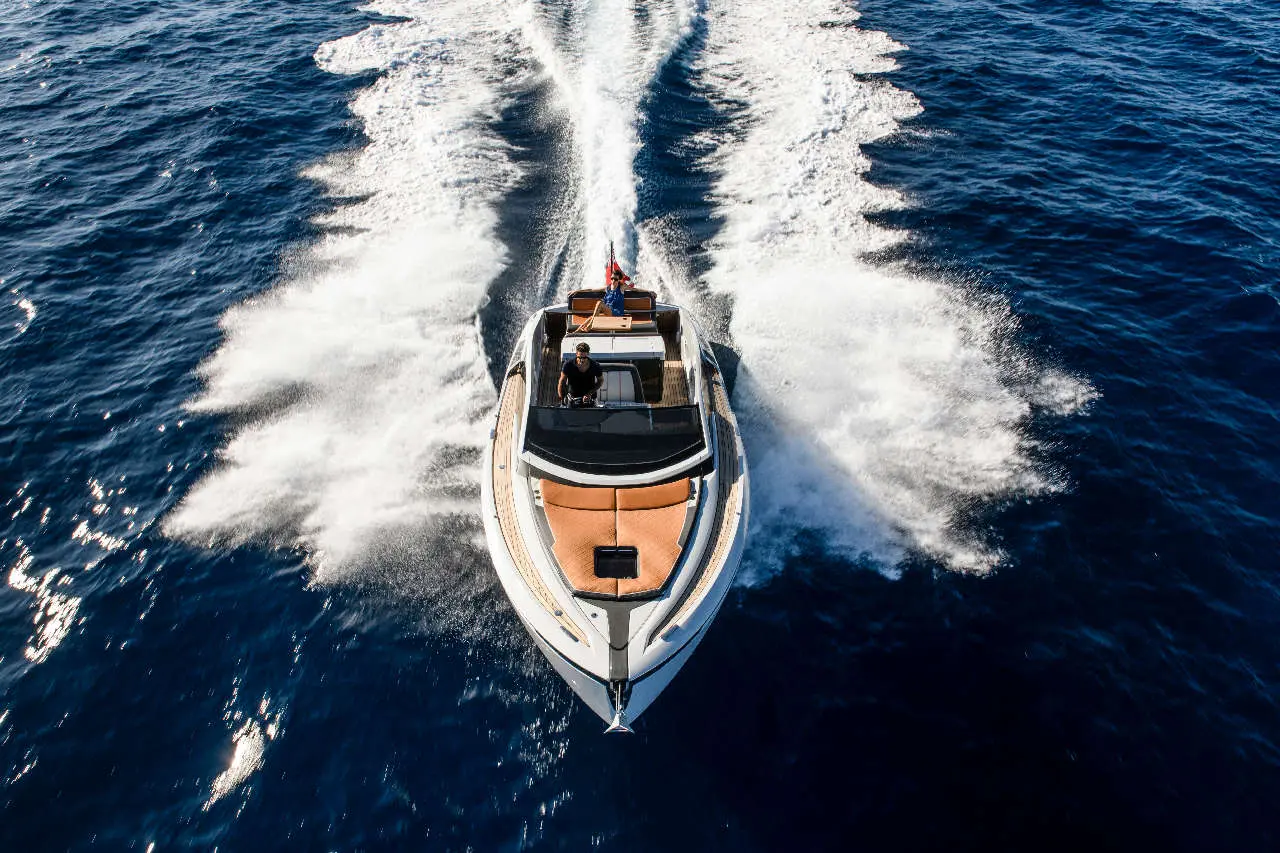 Fairline F//Line 33 External image 7