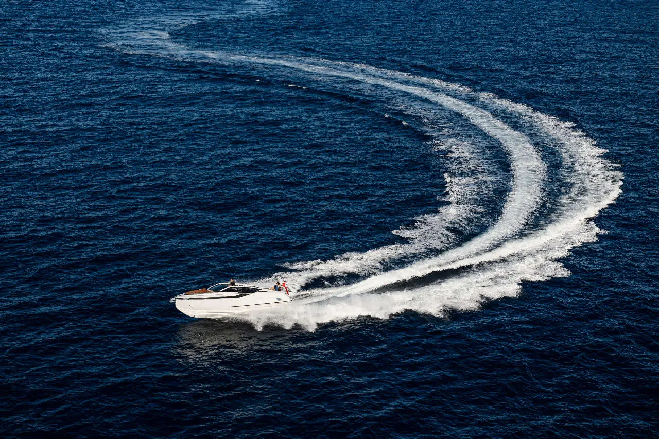 Fairline F//Line 33 External image 19
