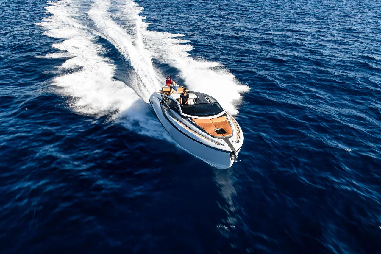 Fairline F//Line 33 External image 20