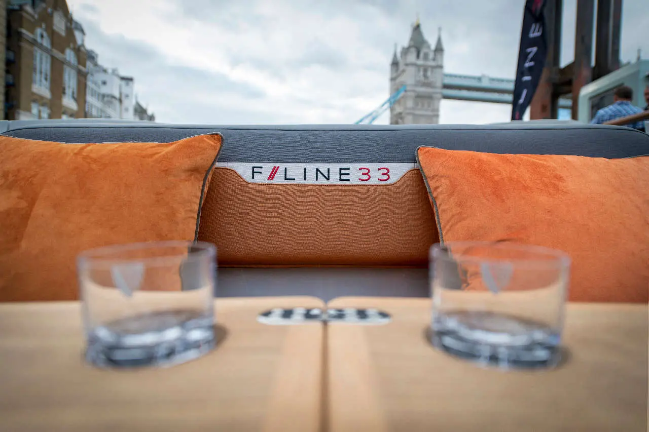 Fairline F//Line 33 Interior image 8