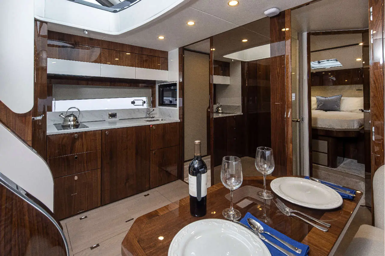 Fairline Targa 45 GT Interior image 15