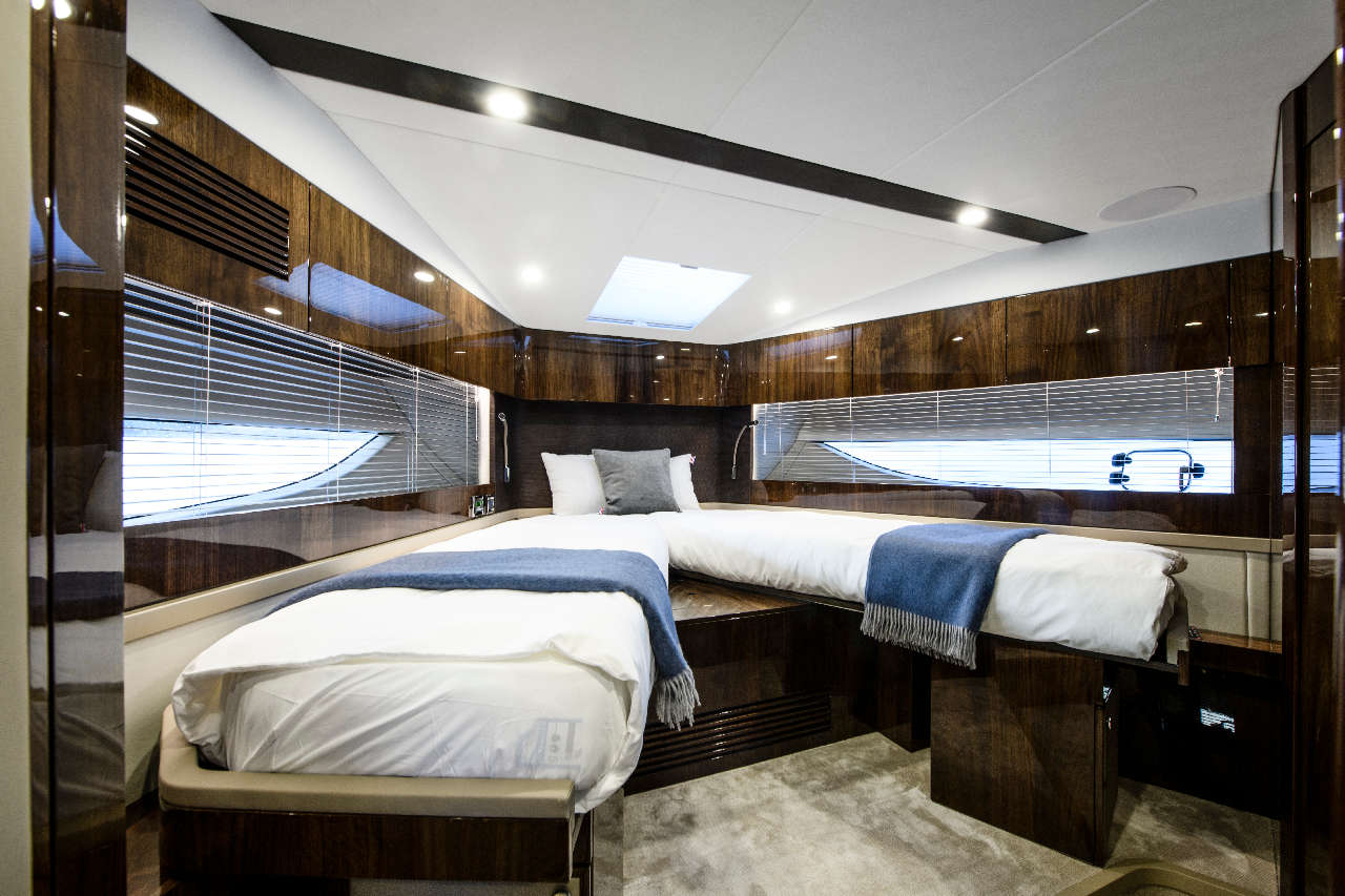 Fairline Targa 45 Open Interior image 5