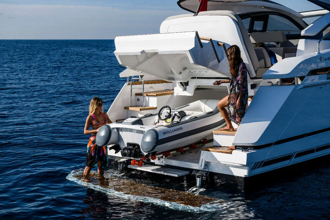 Fairline Targa 45 Open Lifestyle image 4