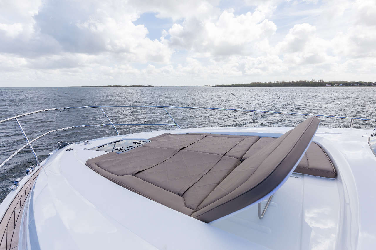 Fairline Targa 50 GT External image 9