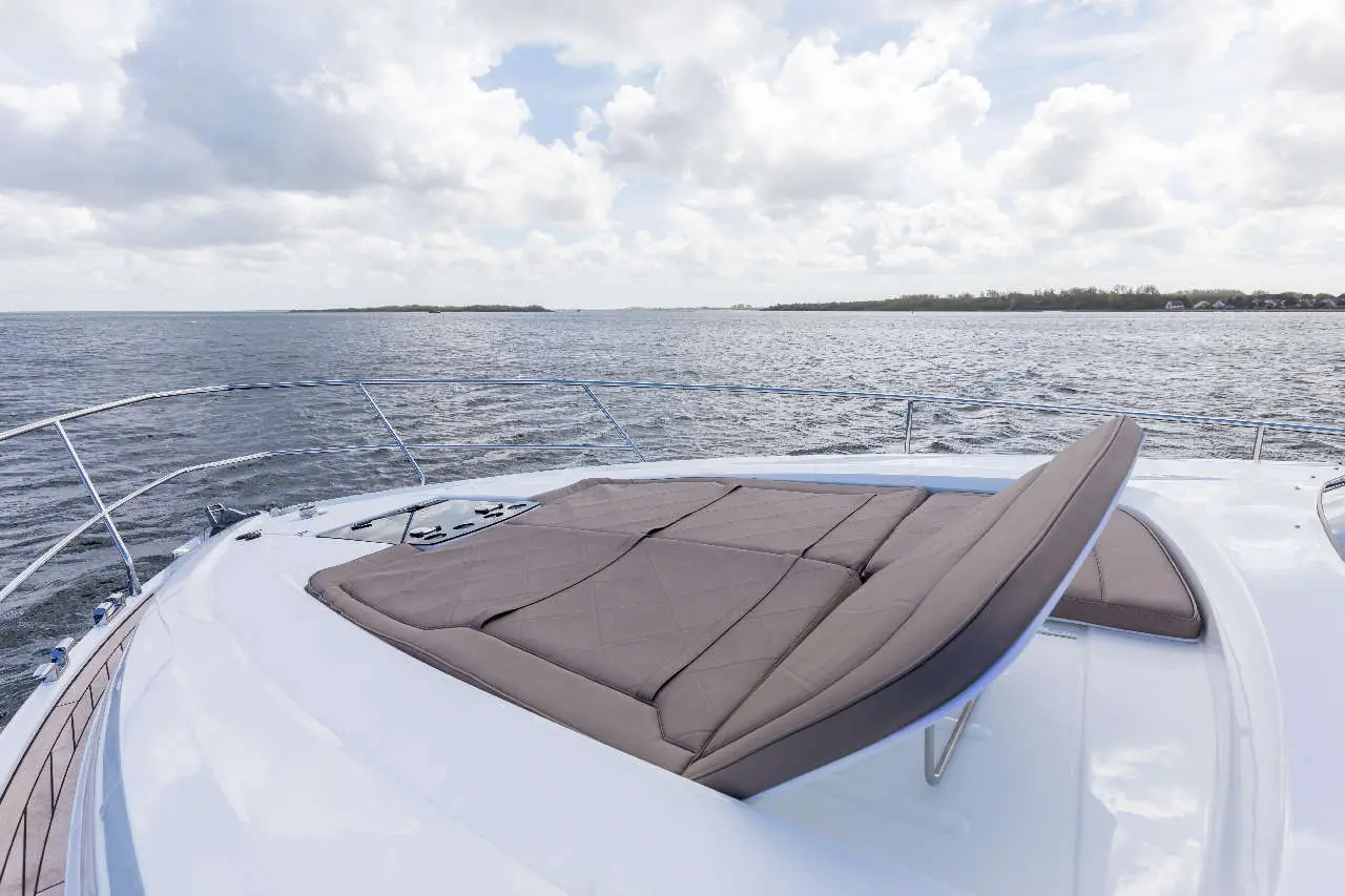 Fairline Targa 50 GT External image 9