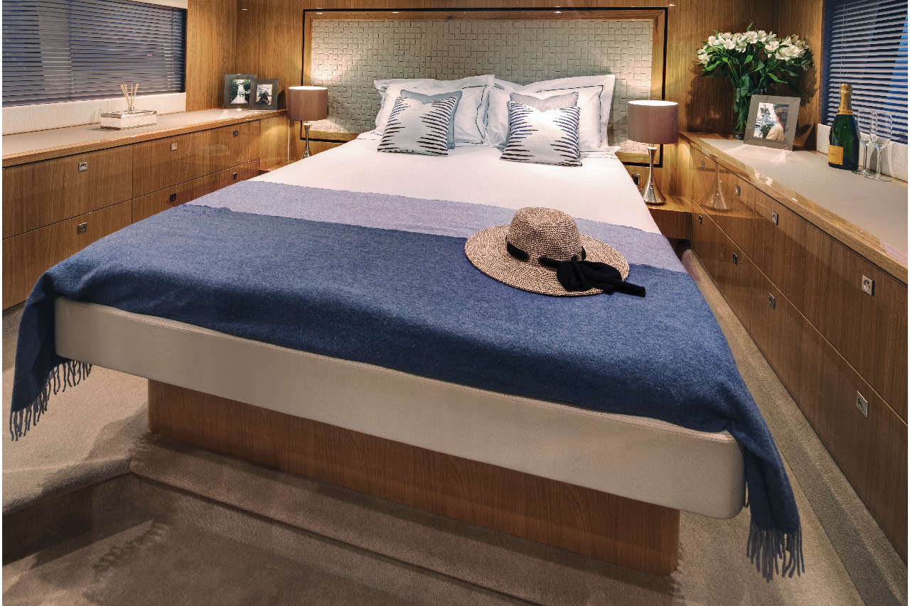 Fairline Targa 50 GT Interior image 5