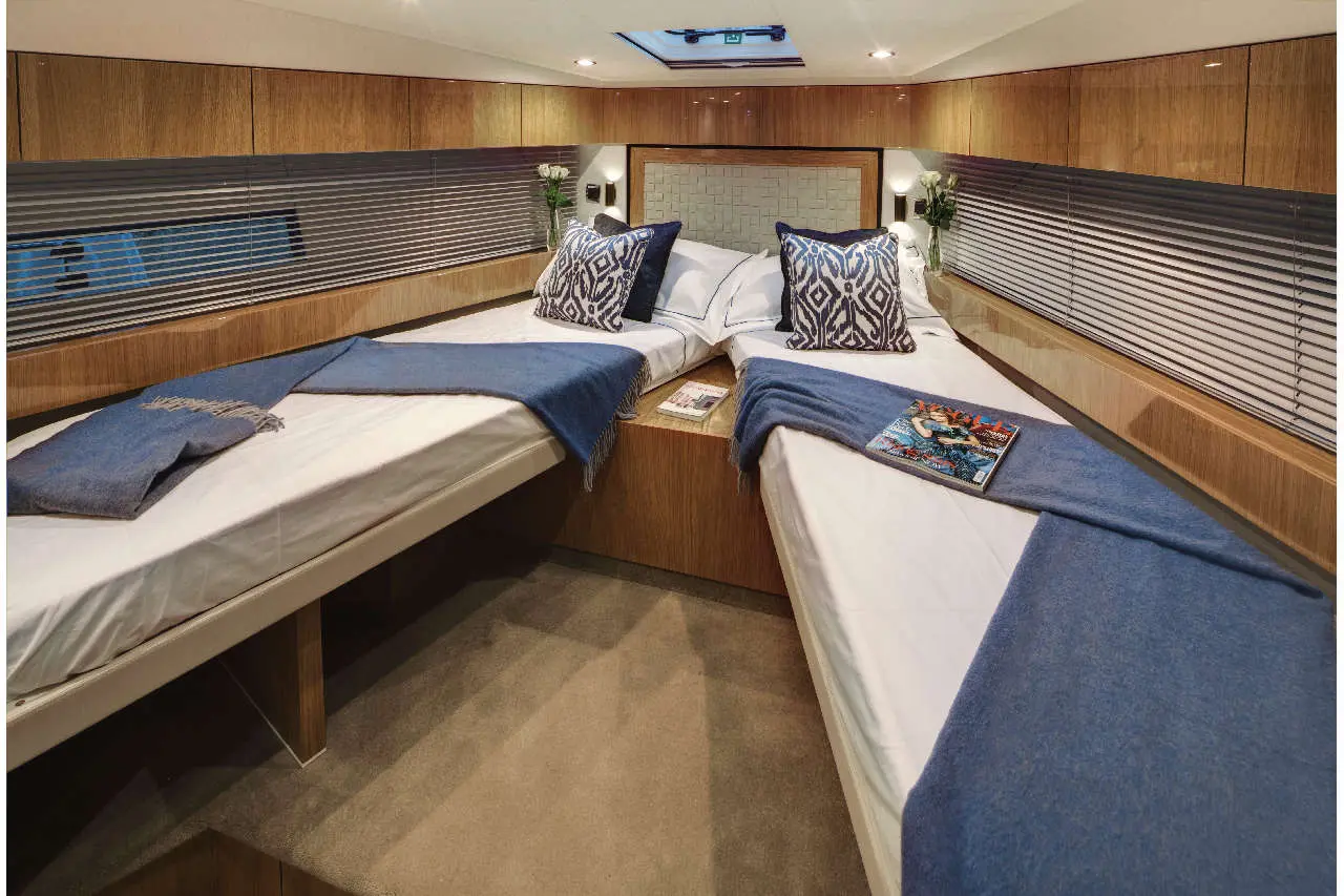Fairline Targa 50 GT Interior image 6
