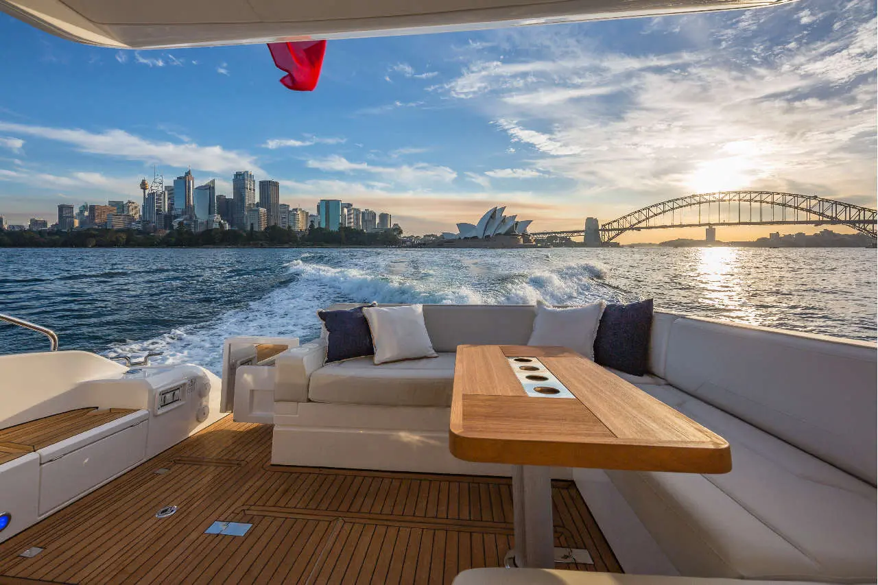 Fairline Targa 50 GT Interior image 12