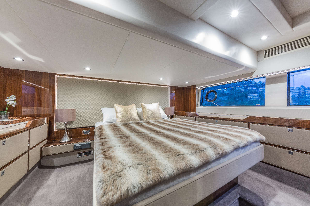 Fairline Targa 50 GT Interior image 13