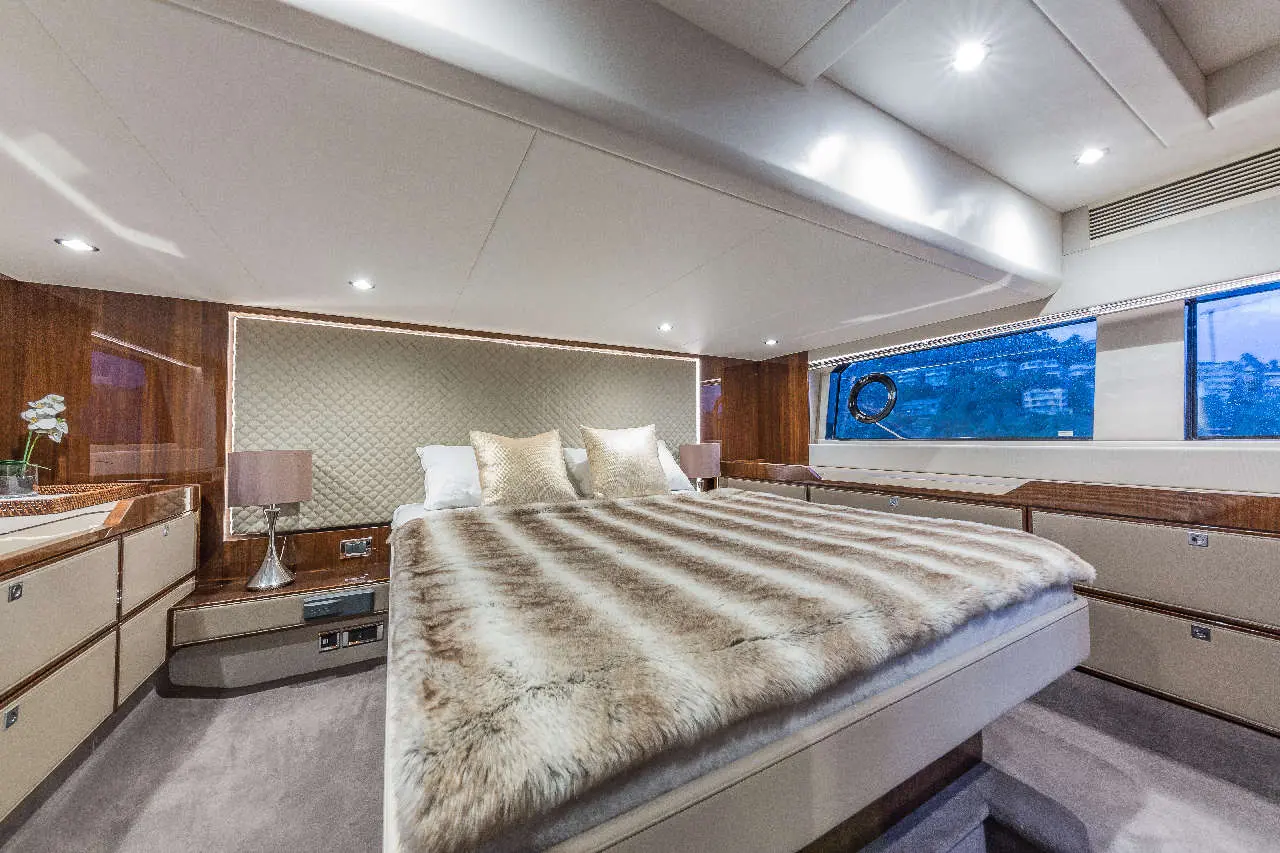 Fairline Targa 50 GT Interior image 13