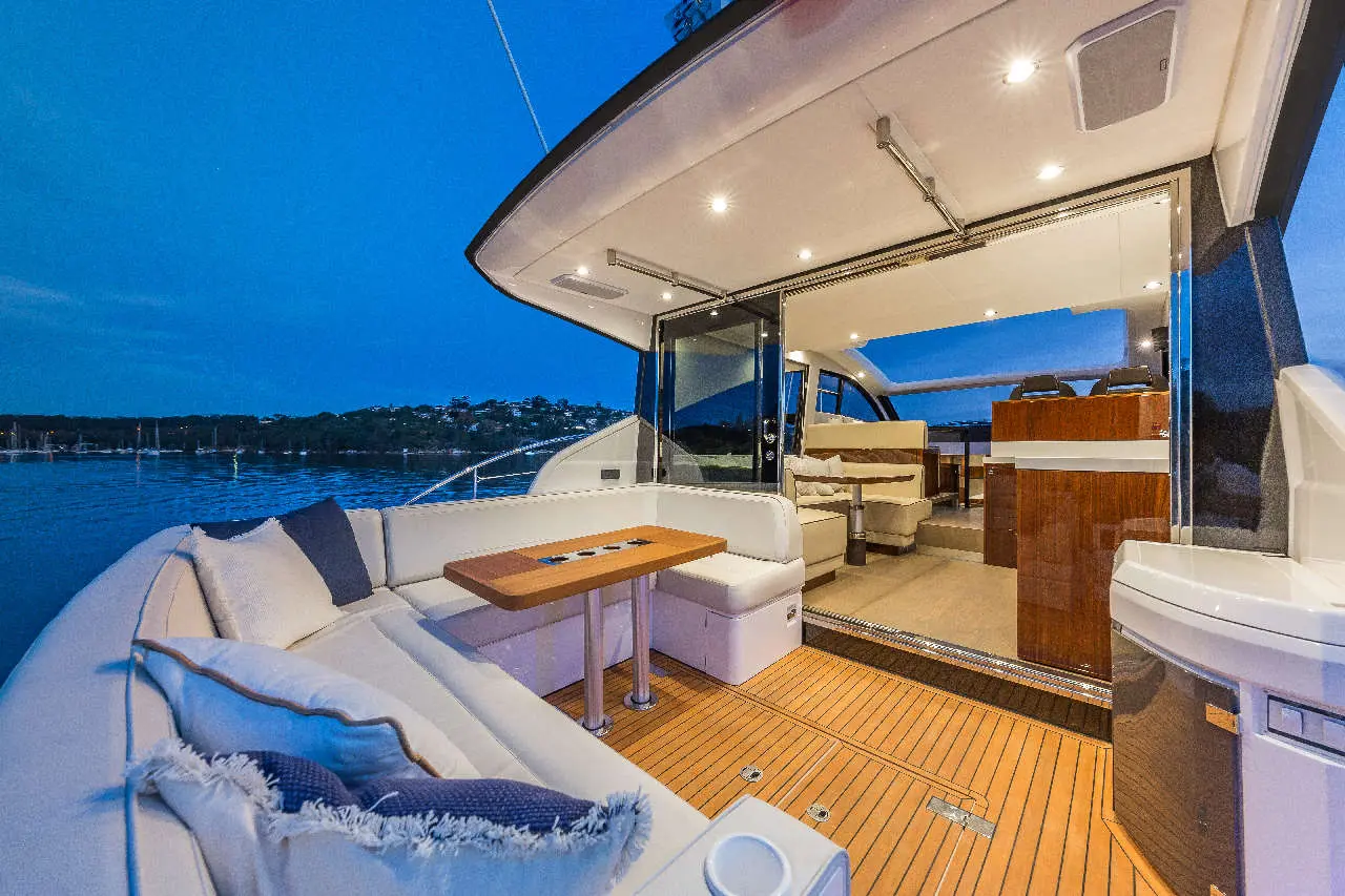 Fairline Targa 50 GT Interior image 15