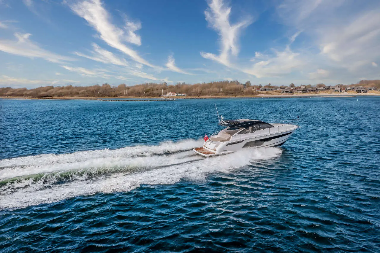 Fairline Targa 50 Open External image 2