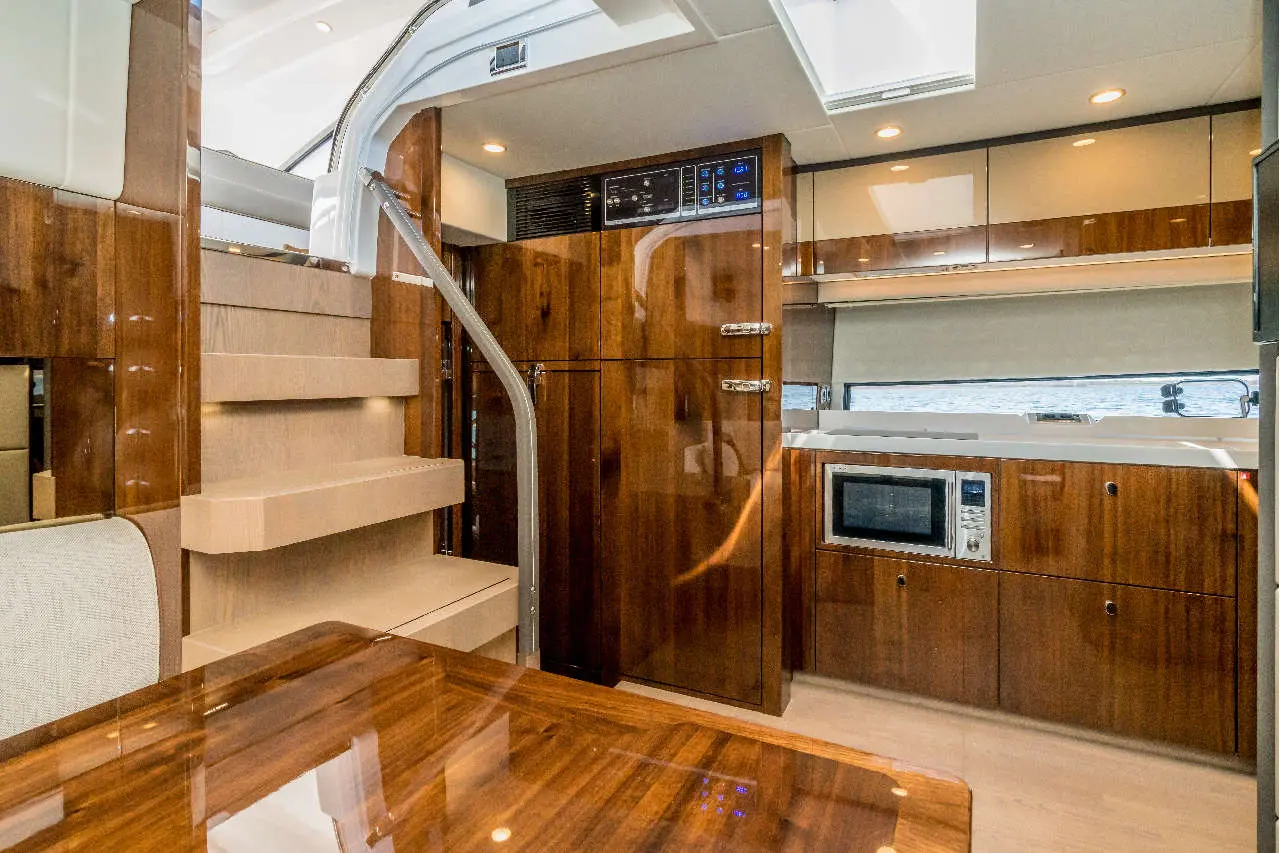 Fairline Targa 50 Open Interior image 5