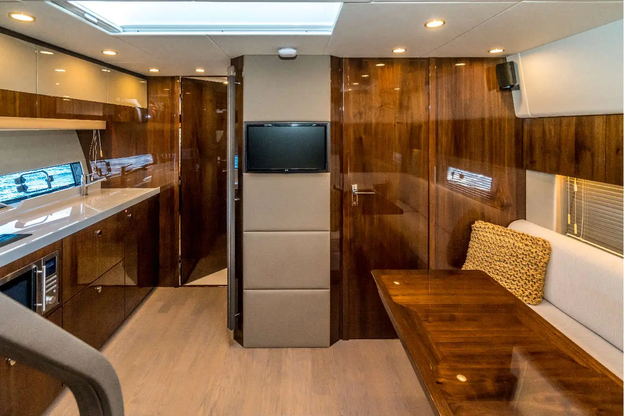 Fairline Targa 50 Open Interior image 9