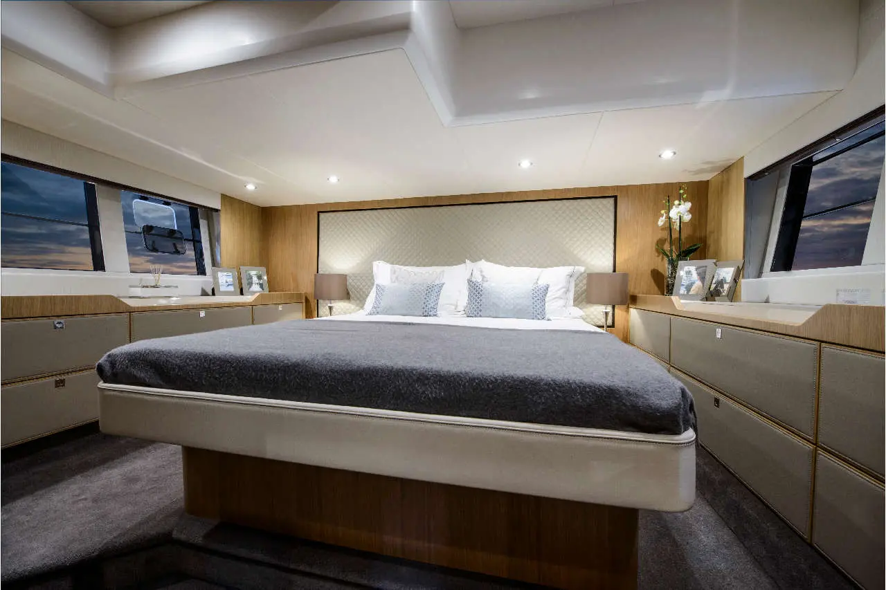 Fairline Targa 50 Open Interior image 15