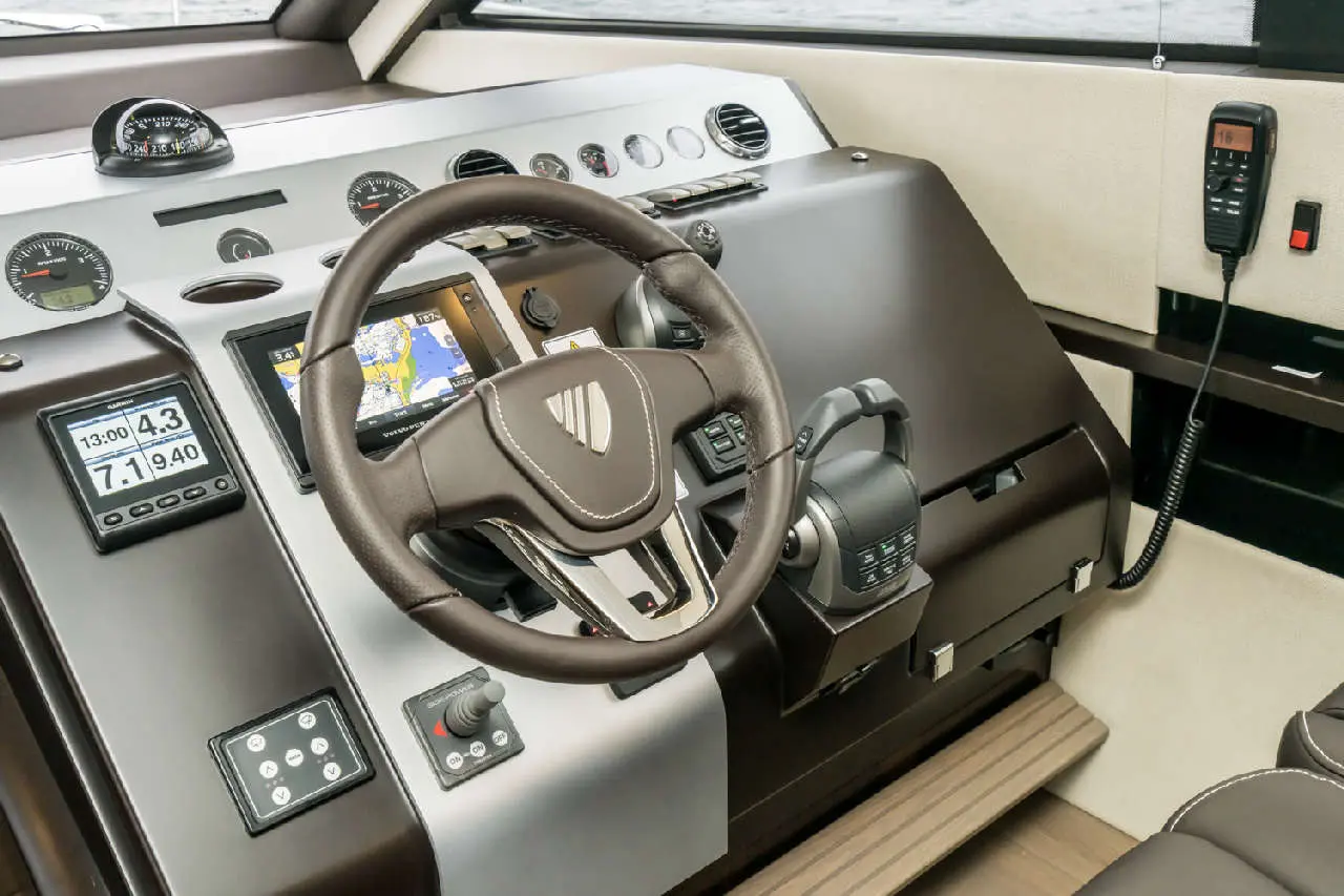 Fairline Targa 50 Open Lifestyle image 1