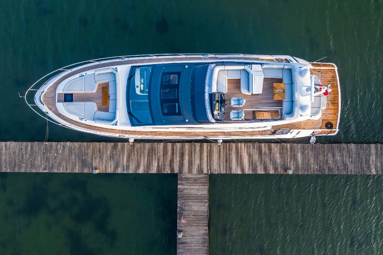 Fairline Phantom 65 Open External image 6