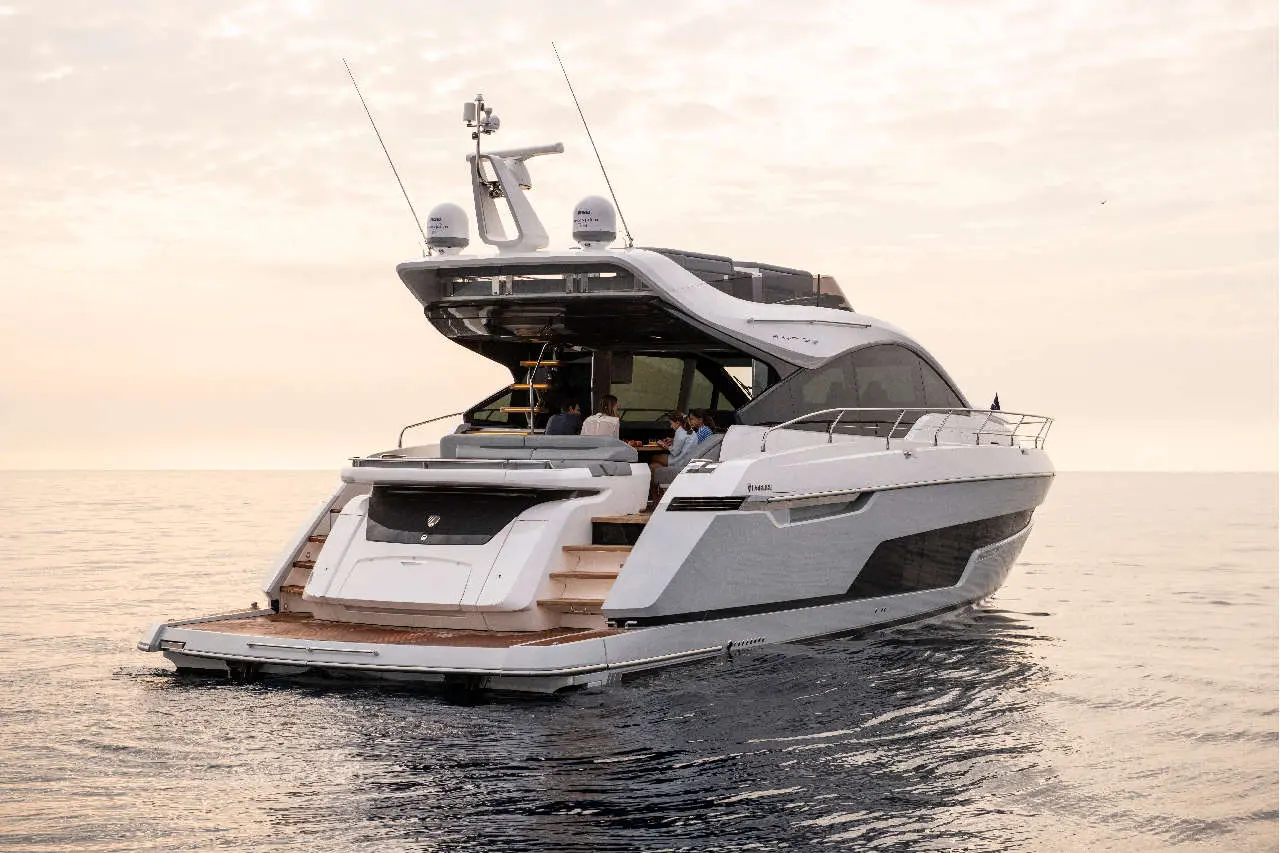 Fairline Phantom 65 Open External image 8