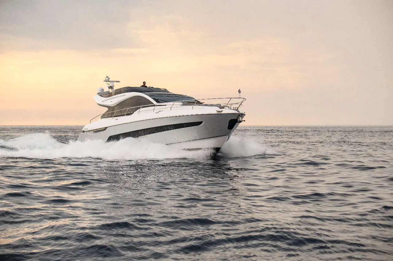 Fairline Phantom 65 Open External image 9
