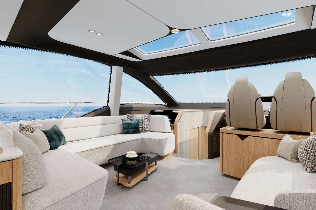Fairline Phantom 65 Interior image 8