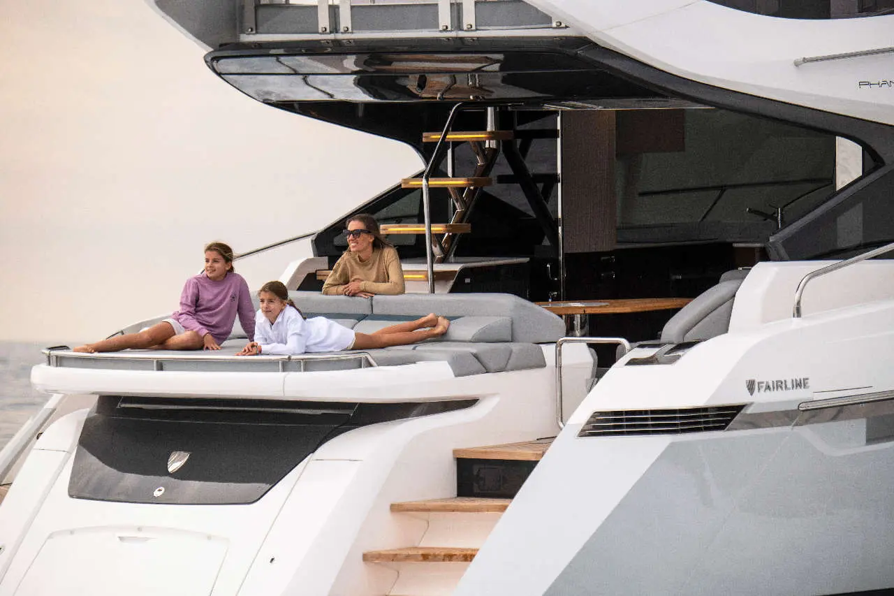 Fairline Phantom 65 Lifestyle image 5