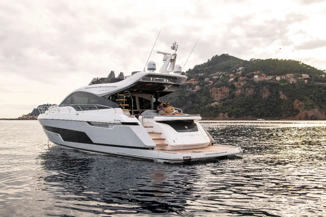Fairline Phantom 65 Lifestyle image 7
