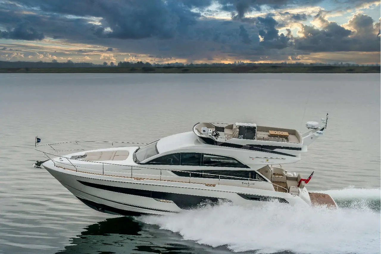 Fairline Squadron 50 External image 4