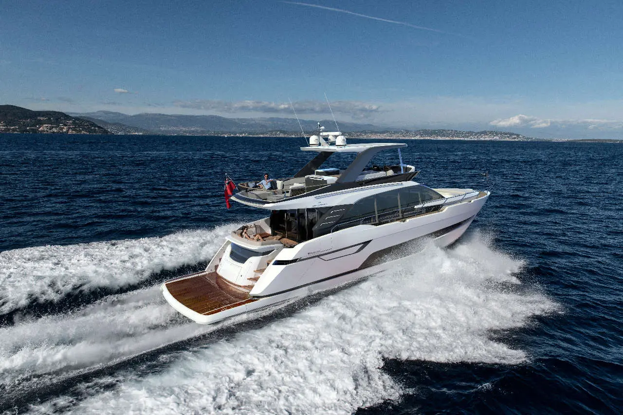 Fairline Squadron 68 External image 4