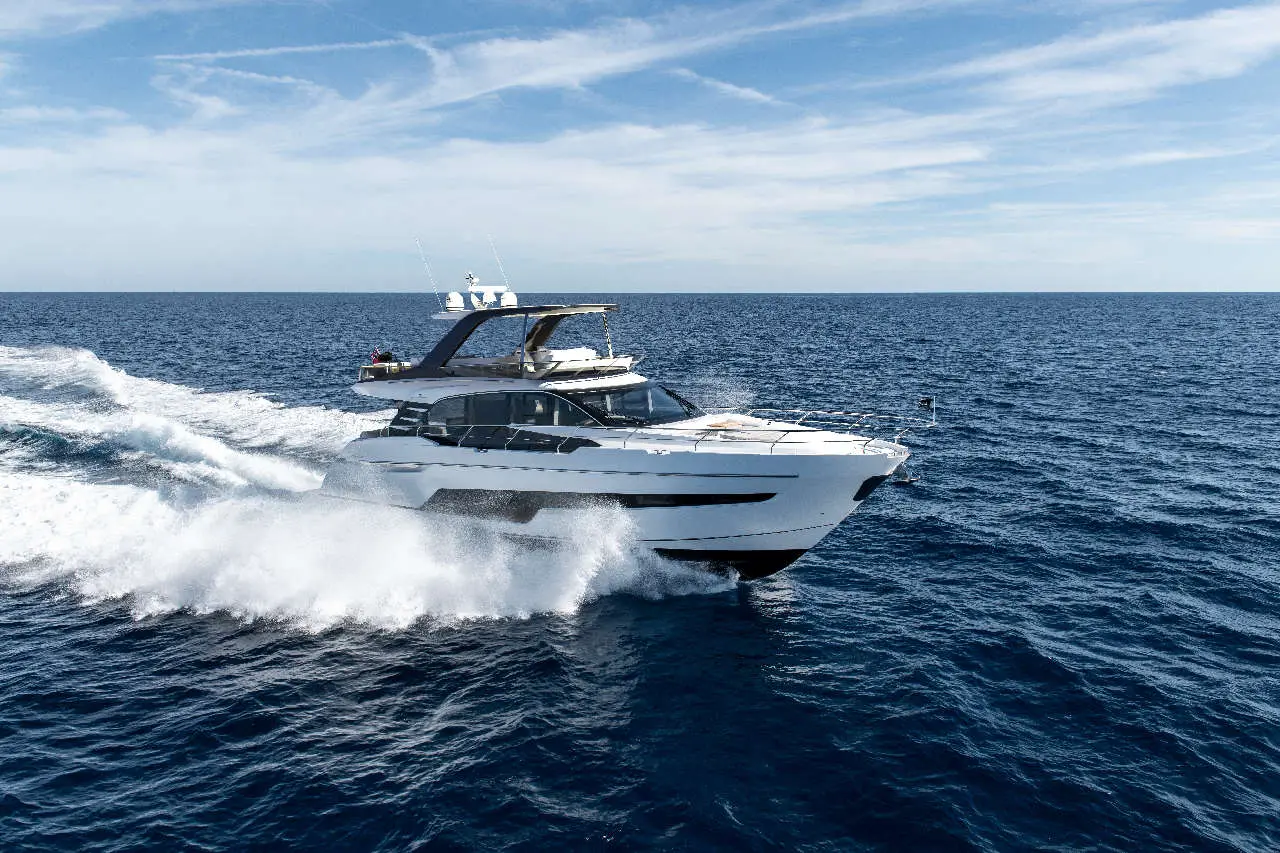 Fairline Squadron 68 External image 6